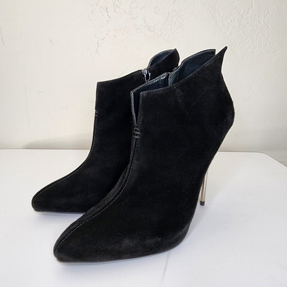 Stuart Weitzman Black Suede Stiletto Size Zip Ankle Booties Size 9.5 - Picture 4 of 15